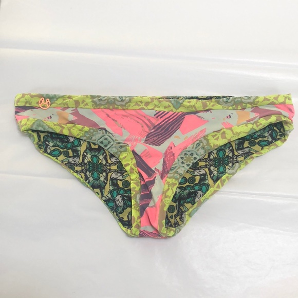 Maaji Other - Reversible Maaji Swim Bottom dogs tropical leaves